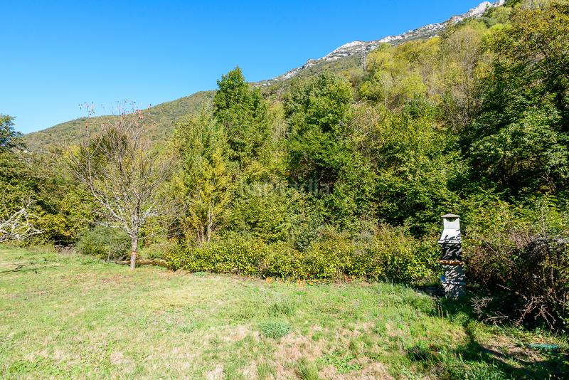 Foto becc8040-3075-49a2-9831-996b041f60bf. Casa  independiente con licencia vacacional en Somiedo