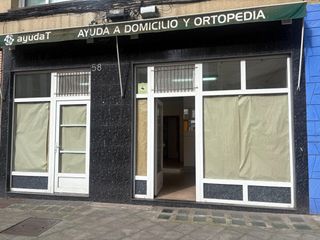 Business premise in Calle de Magnus Blikstad 58