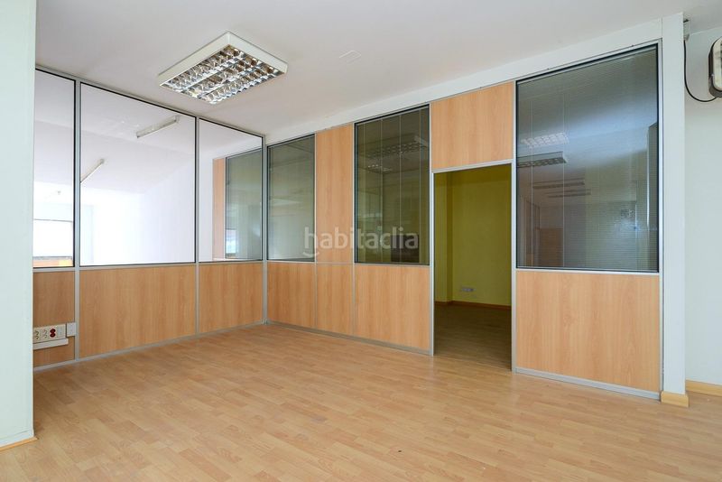 Foto 20c31ff4-7afa-416c-bedd-751433e2d0fb. Local comercial a calle de echegaray 9 a Llano Gijón
