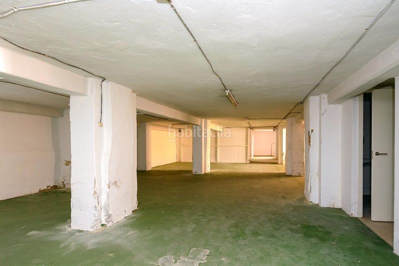Foto ad63bf0e-1504-4e54-9c33-2c276d196517. Local comercial a calle de echegaray 9 a Llano Gijón