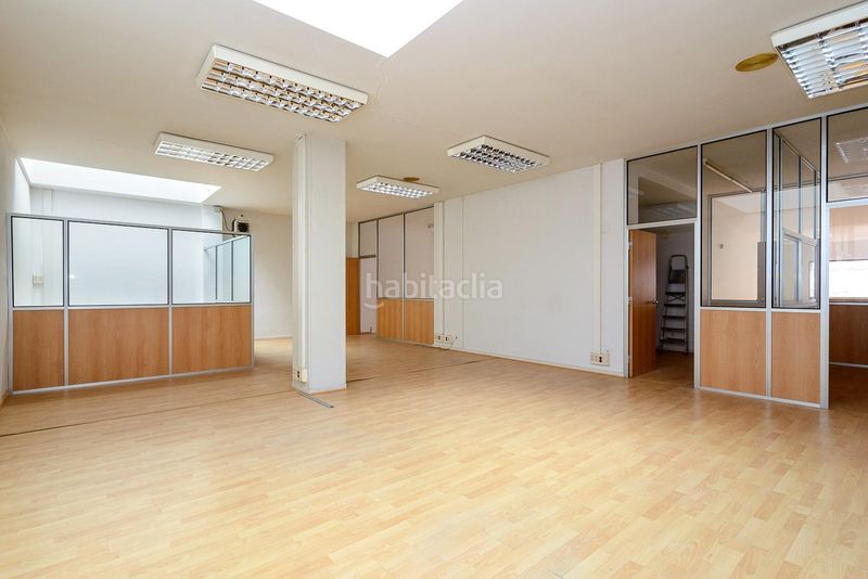 Foto be03aca2-8425-42b2-8cba-3c084a387eac. Local comercial a calle de echegaray 9 a Llano Gijón