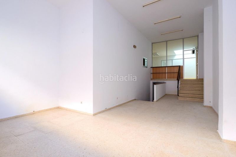 Foto c9b31ff4-5dc2-4722-b695-74ad32ee2e54. Local comercial a calle de echegaray 9 a Llano Gijón
