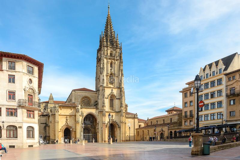 Foto 8331c20c-301d-4ca2-8c7a-2d099fb38c4f. Appartamento in calle mendizábal 4 in Casco Histórico Oviedo