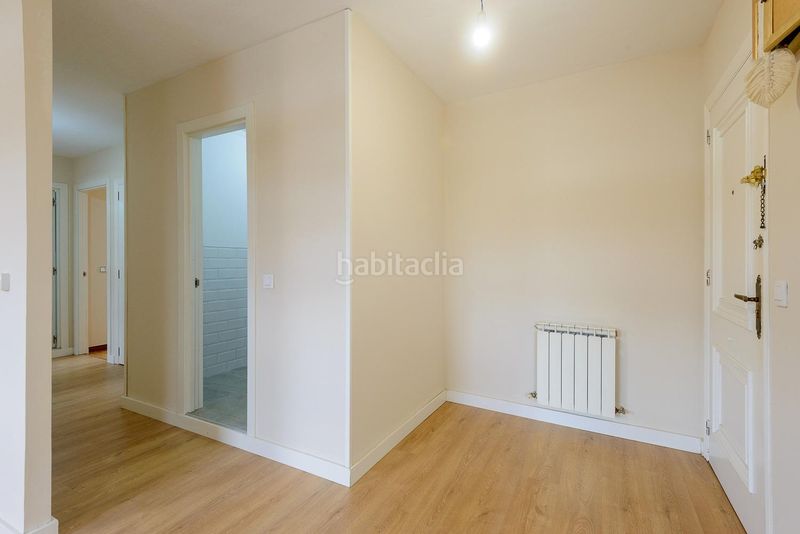 Foto e2a40714-9145-47de-8542-c9fbbcc44823. Àtic a calle valeriano leon 10 a la pola Siero Siero