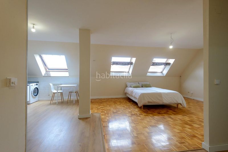 Foto 37454b70-3f16-4777-92fe-cc144ff5acae. Àtic a calle valeriano leon 10 a la pola Siero Siero