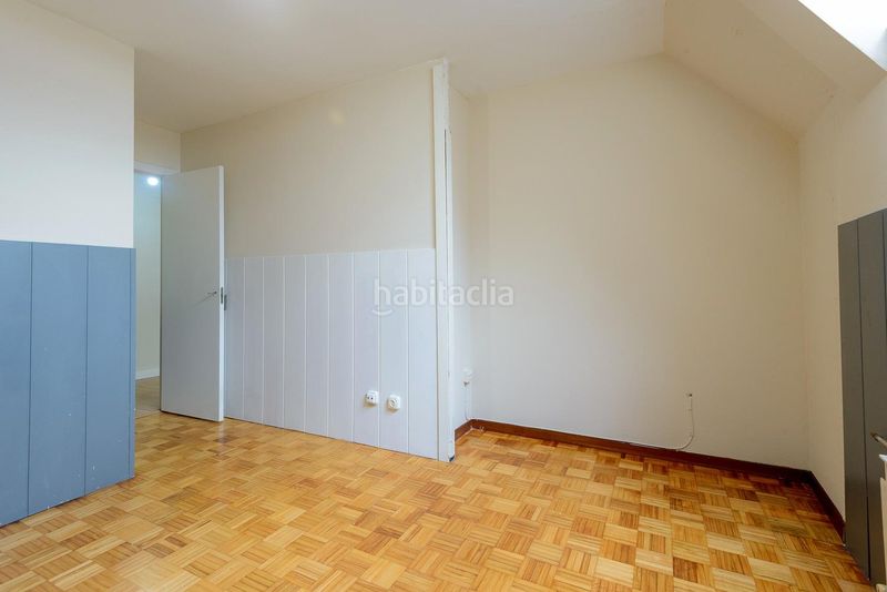 Foto dd516cf2-1b12-4cbb-9586-ad930f25abcf. Àtic a calle valeriano leon 10 a la pola Siero Siero