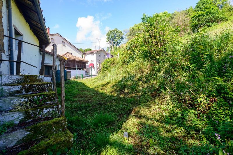 Foto ae47770f-e8fa-4456-98bc-7f161b5352d6. Casa a Bimenes