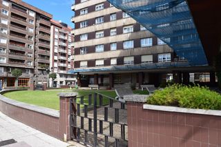 Pis a Calle hnos menendez pidal 24. Piso avenida hermanos menéndez pidal