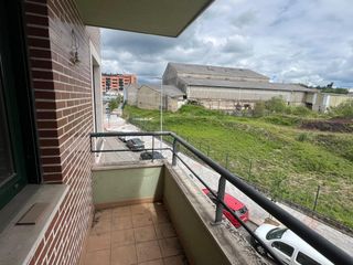 Pis  Calle peña rueda 1. Piso luminoso con 3 habitaciones, 2 terrazas y garaje en el berr