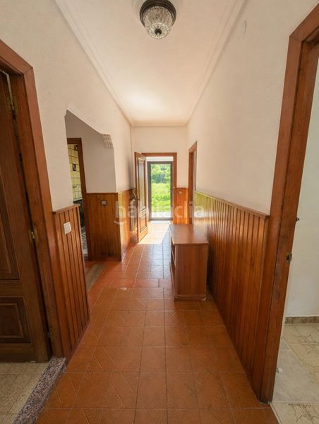 Foto 990f9cc3-892f-48a9-b9d0-ce792e6cd7e7. Casa amb aparcament a Muros de Nalón