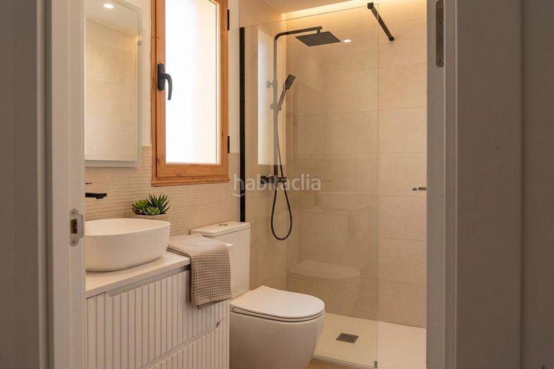 Foto abc8e6a9-7c8e-4f94-bd01-fe6acac7dc78. Masia a lugar vallobil - la cantera 14 a Celorio-Poó-Parres Llanes