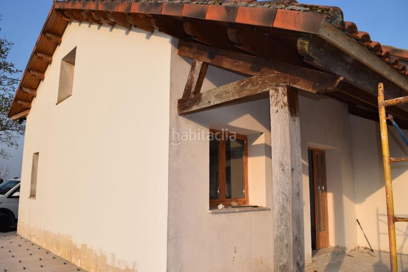 Foto c0cffdeb-af5d-4a3f-bd6e-b0a052690bd2. Masia a lugar vallobil - la cantera 14 a Celorio-Poó-Parres Llanes