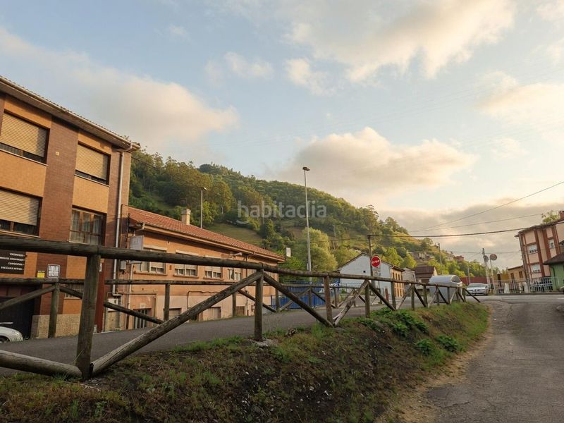 Foto 4666f365-c9cb-4835-9738-0f111e621e8f. Pis a Santa Marina - Polígono Mieres
