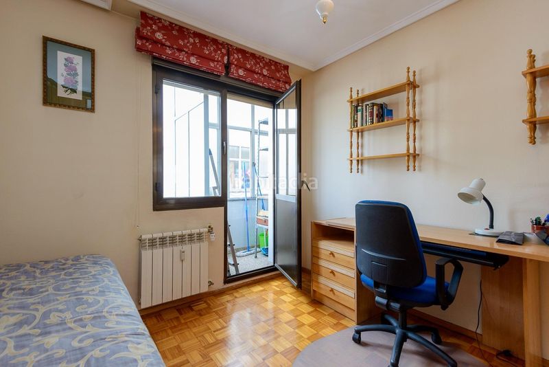 Foto a0599368-8689-4295-9e14-f47a022ee5fb. Pis amb calefacció aparcament a La Ería Oviedo