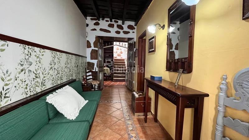 Foto c1869f5f-0ef6-4239-afa7-8e0961e657c0. Casa a calle de la escuela 6 a Teror pueblo Teror