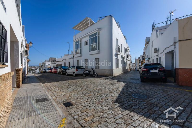 Foto 4cb75e96-65cd-45cb-8756-f230dfff2794. Chalet en calle calle arrecife 2 en Ayamonte ciudad Ayamonte