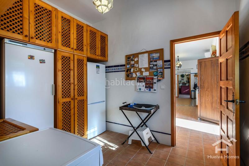 Foto b40bdd1e-06ef-4c89-a752-803f1c40ced9. Chalet en calle calle arrecife 2 en Ayamonte ciudad Ayamonte