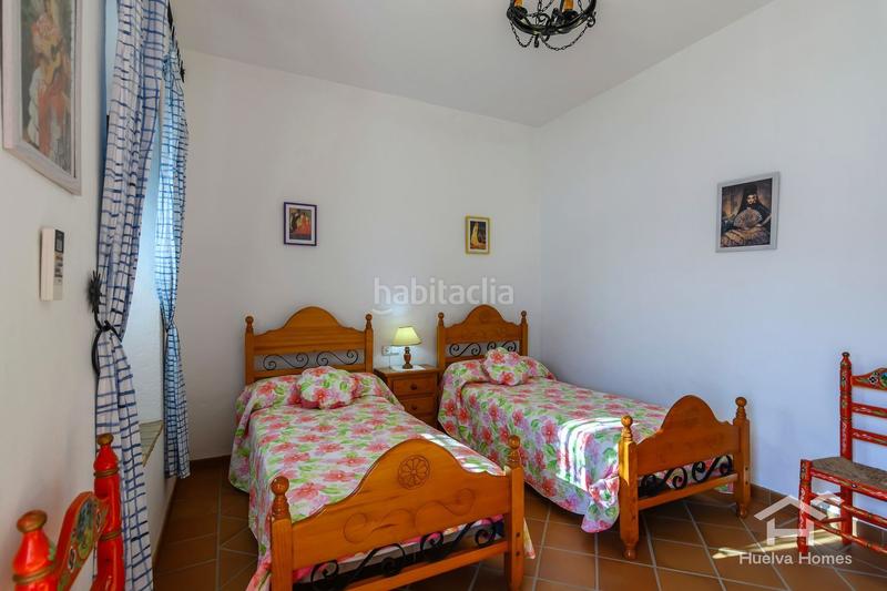Foto c65efcb3-2dab-430b-a30a-06d30cac4be4. Chalet en calle calle arrecife 2 en Ayamonte ciudad Ayamonte