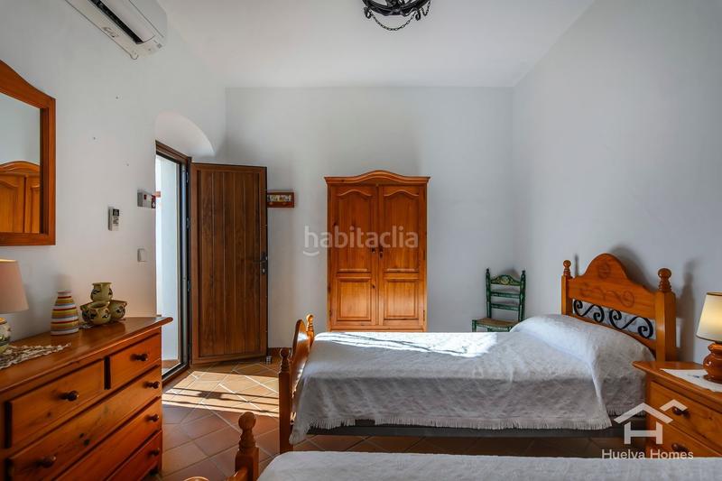 Foto e6030183-7736-411a-934d-59d3af8882b0. Chalet en calle calle arrecife 2 en Ayamonte ciudad Ayamonte