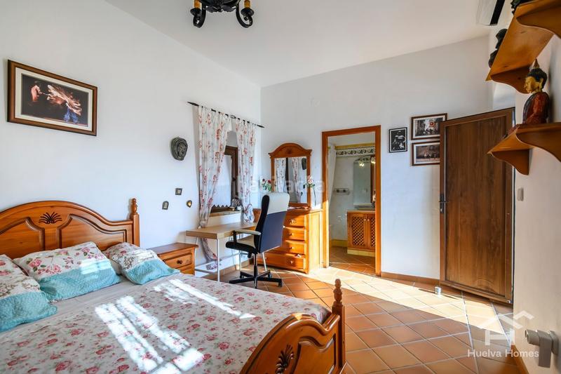 Foto 0ce99860-e104-405c-ac12-9682e192ac76. Chalet in calle calle arrecife 2 in Ayamonte ciudad Ayamonte