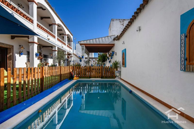 Foto d85619dc-f618-4a89-989e-d02a5cc5ba19. Chalet in calle calle arrecife 2 in Ayamonte ciudad Ayamonte