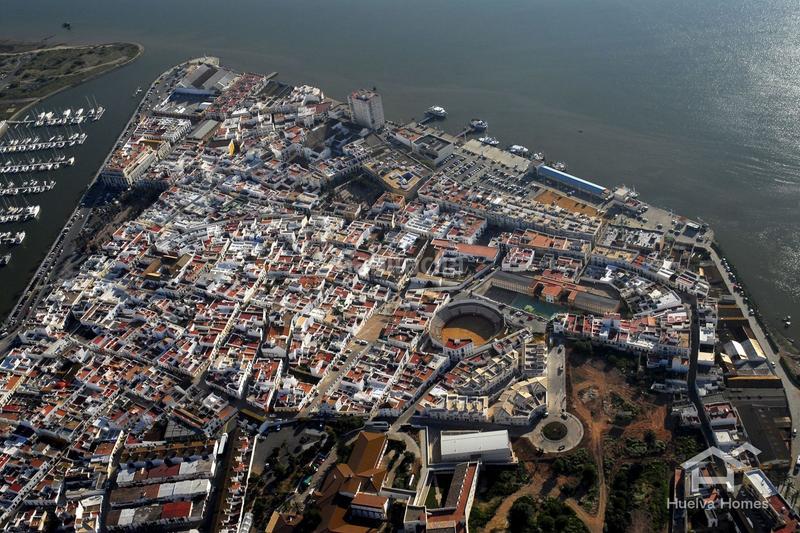 Foto 88fcf648-a466-45b2-a86d-d7f79019a0a5. Xalet a calle calle arrecife 2 a Ayamonte ciudad Ayamonte