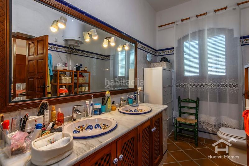 Foto cd9661ce-2039-4288-96bb-875798abaadd. Xalet a calle calle arrecife 2 a Ayamonte ciudad Ayamonte