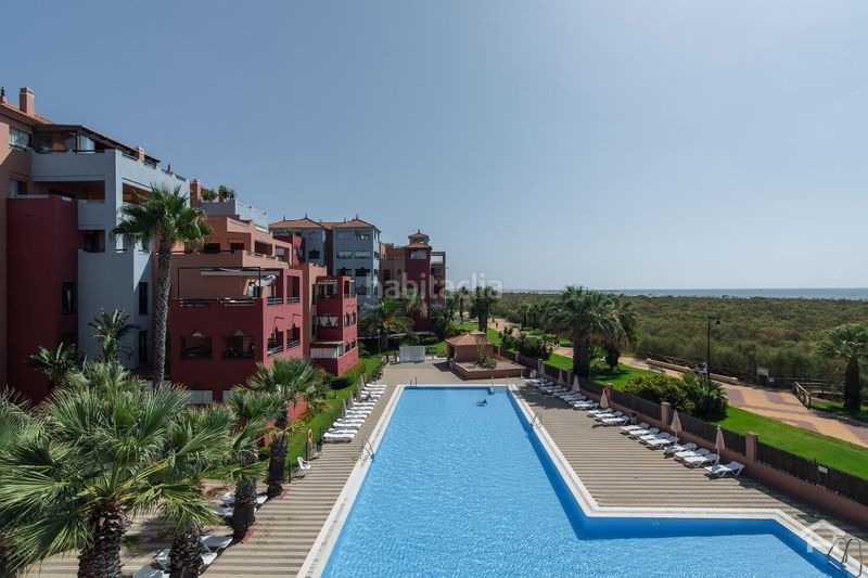 Foto 5a8266bf-70ab-47d5-82fd-07cf27753f66. Apartamento en avda. de los cisnes 7 en Punta del Moral Ayamonte