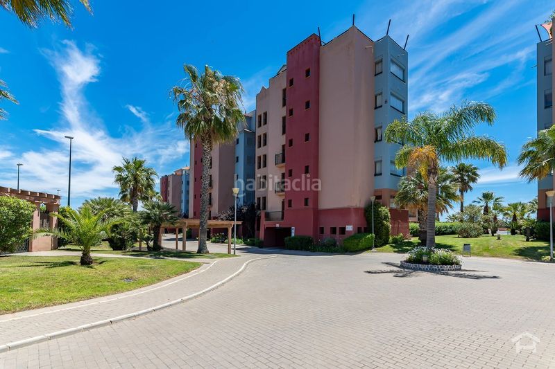 Foto fa6e72a3-5f35-46b5-8318-3404f348858b. Apartamento en avda. de los cisnes 7 en Punta del Moral Ayamonte