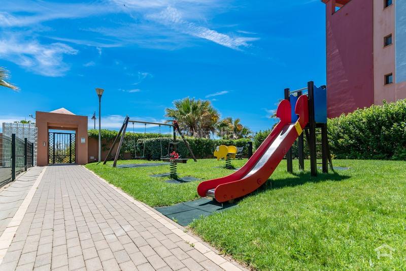 Foto ceafcad8-f6d8-423b-94a4-3e732603dfa5. Pis a avda. de los cisnes 7 a Punta del Moral Ayamonte