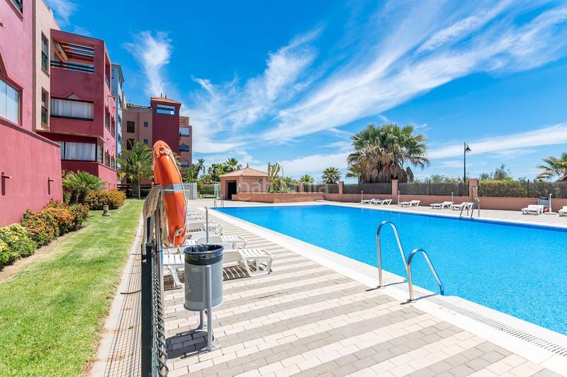 Foto 4be9d0fe-d785-4a22-8386-e94e93ef6905. Piso en avda. de los cisnes 7 en Punta del Moral Ayamonte