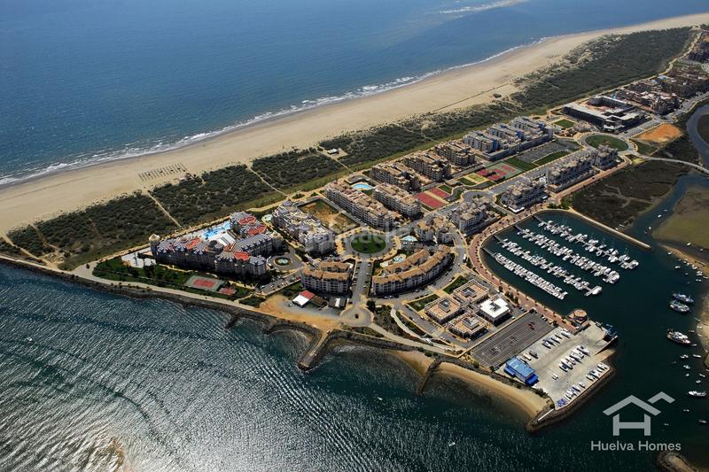 Foto 78a5ac41-c5a3-4b53-b32d-e3cdcdde0c98. Appartamento in avenida avda. golf norte a-7 2 in Ayamonte