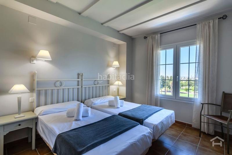 Foto 4d7a124c-c1be-45ec-a4f7-2af764eb8a33. Flat in avenida avda. golf norte a-7 2 in Isla Canela Ayamonte