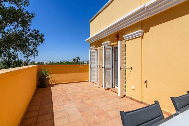 Foto d93c8ad2-2dec-48a9-a16b-8ca0a26d734f. Flat in avenida avda. golf norte a-7 2 in Isla Canela Ayamonte