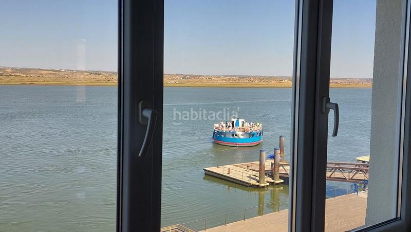 Foto b507b060-8e9b-423a-b33d-341ee42c138e. Piso en avenida avda. del muelle de portugal 39 en Ayamonte