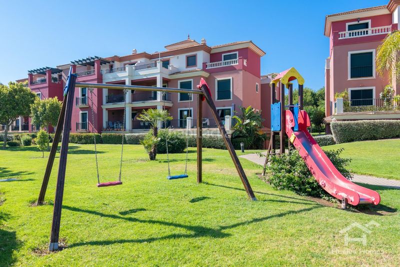 Foto 76c98414-e8d1-4641-b69a-07db40e5263a. Apartamento en calle calle casa de santa margarita 15 una joya entre el golf y el mar luminosidad, tranquilidad y calidad de vida en prado golf en Ayamonte