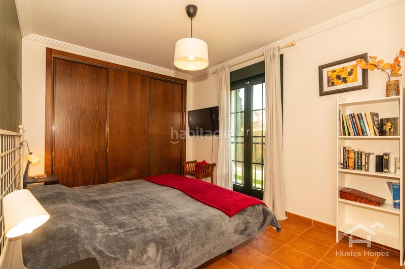 Foto 7a4d3a10-f53b-4e9b-8804-d290c75b65dc. Apartamento en calle calle casa de santa margarita 15 una joya entre el golf y el mar luminosidad, tranquilidad y calidad de vida en prado golf en Ayamonte