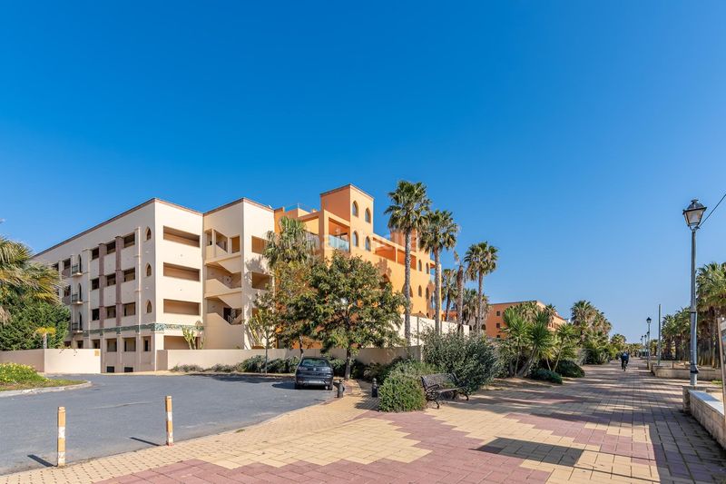 Foto 5e455802-c98f-488a-b144-24d450323334. Apartament a avenida avda. de la mojarra 12 a Punta del Moral Ayamonte