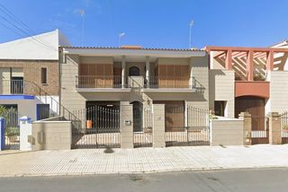 Casa  Calle calle punta umbr�a. Chalet exclusivo en el centro de ayamonte con vistas al guadiana