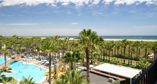 Appartement in Avenida av. de la mojarra 10. Vive el mediterráneo en primera línea de playa en punta del mora