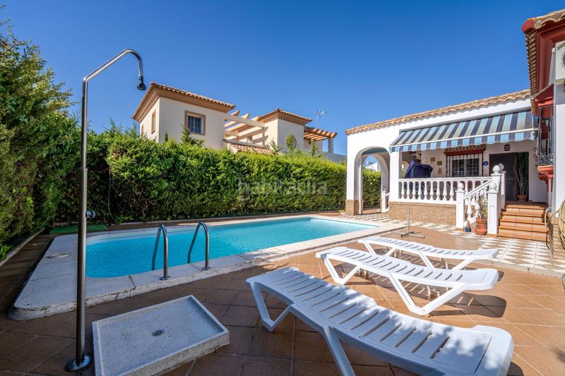 Foto 44e12a3c-bffd-49d4-917e-52131c7b9184. Xalet amb aparcament piscina a Ayamonte ciudad Ayamonte