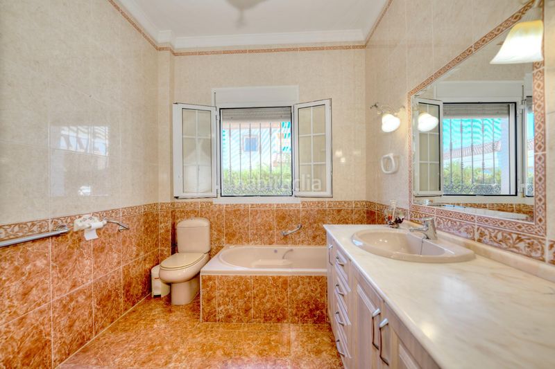 Foto c6532722-c356-4239-9779-3b30c41e2ce1. Xalet amb aparcament piscina a Ayamonte ciudad Ayamonte