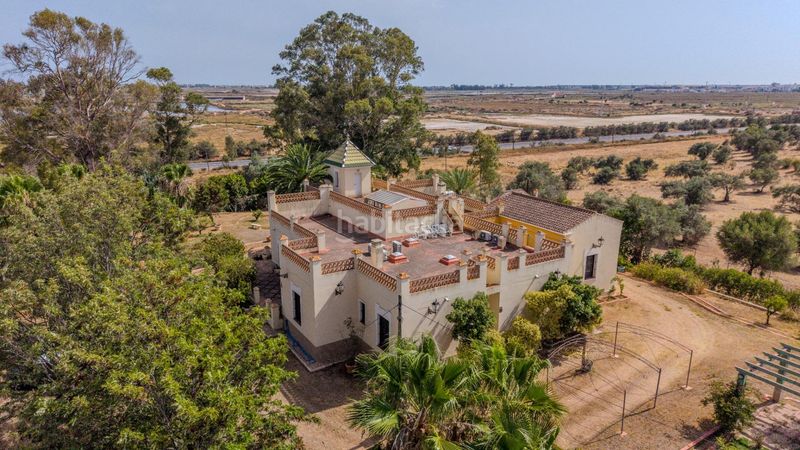 Foto fcd000dd-869c-4c5d-9b07-1809067e40f3. Masia amb calefacció aparcament a Ayamonte ciudad Ayamonte