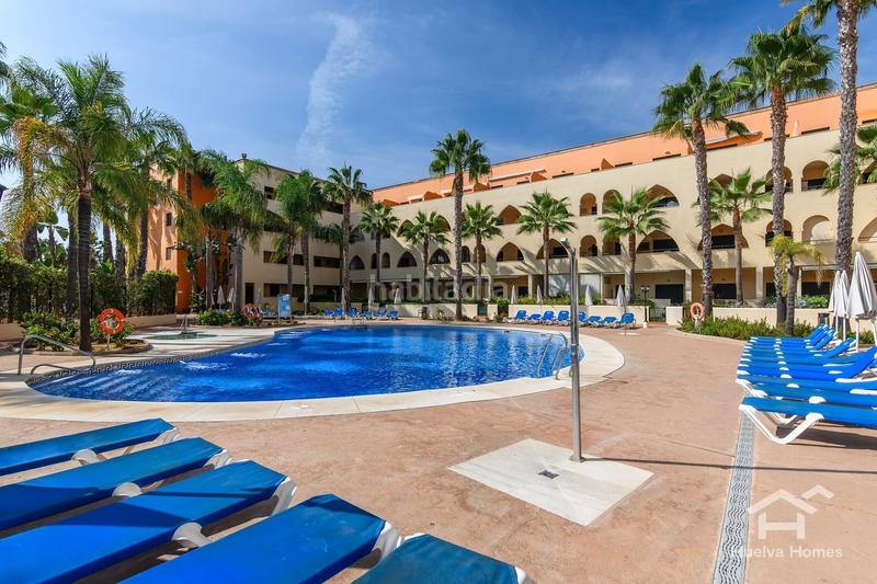 Foto 1b40a7a8-af52-4808-80c8-0e8a9245de09. Apartament a avenida avda. de la mojarra 1 a Punta del Moral Ayamonte