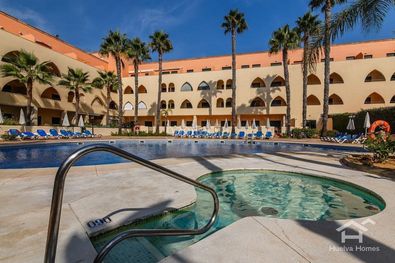 Foto 5e12ce01-a50e-4ef9-973f-2a8f7da79573. Apartament a avenida avda. de la mojarra 1 a Punta del Moral Ayamonte