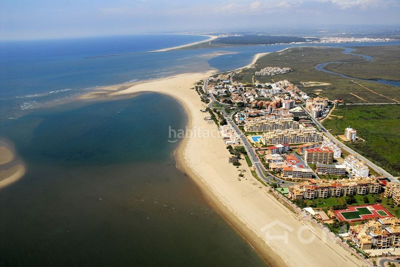 Foto 7d8bd9c5-f60c-4792-b64b-73e6dcf33f84. Apartament amb calefacció aparcament piscina a Isla Canela Ayamonte