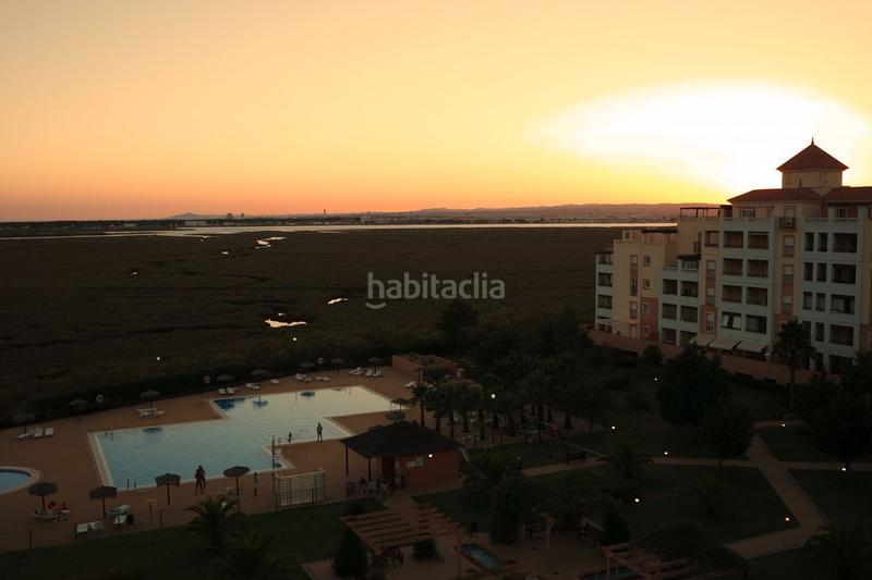 Foto 87a2b70a-8a01-4737-87c3-f60ada152344. Appartamento in avenida avda. del real 30 in Isla Canela Ayamonte