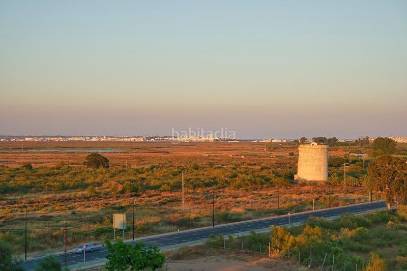 Foto b87b4f38-4935-46e3-8cdd-d4f337cf845e. Appartement dans avenida avda. del real 30 dans Isla Canela Ayamonte