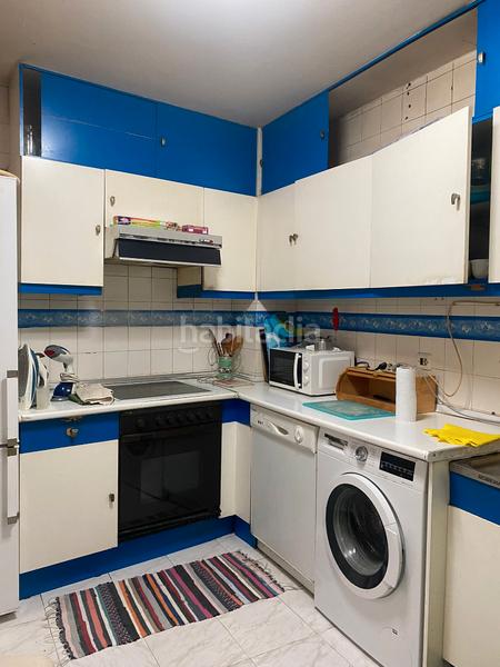 Foto 39f489aa-d80c-4283-be80-f3e7d40d96c8. Piso  py margall ideal para inversores en Berbés - Peritos Vigo