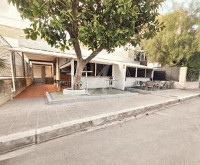 Business premise in Calle Pintor Astorza y Triay 29